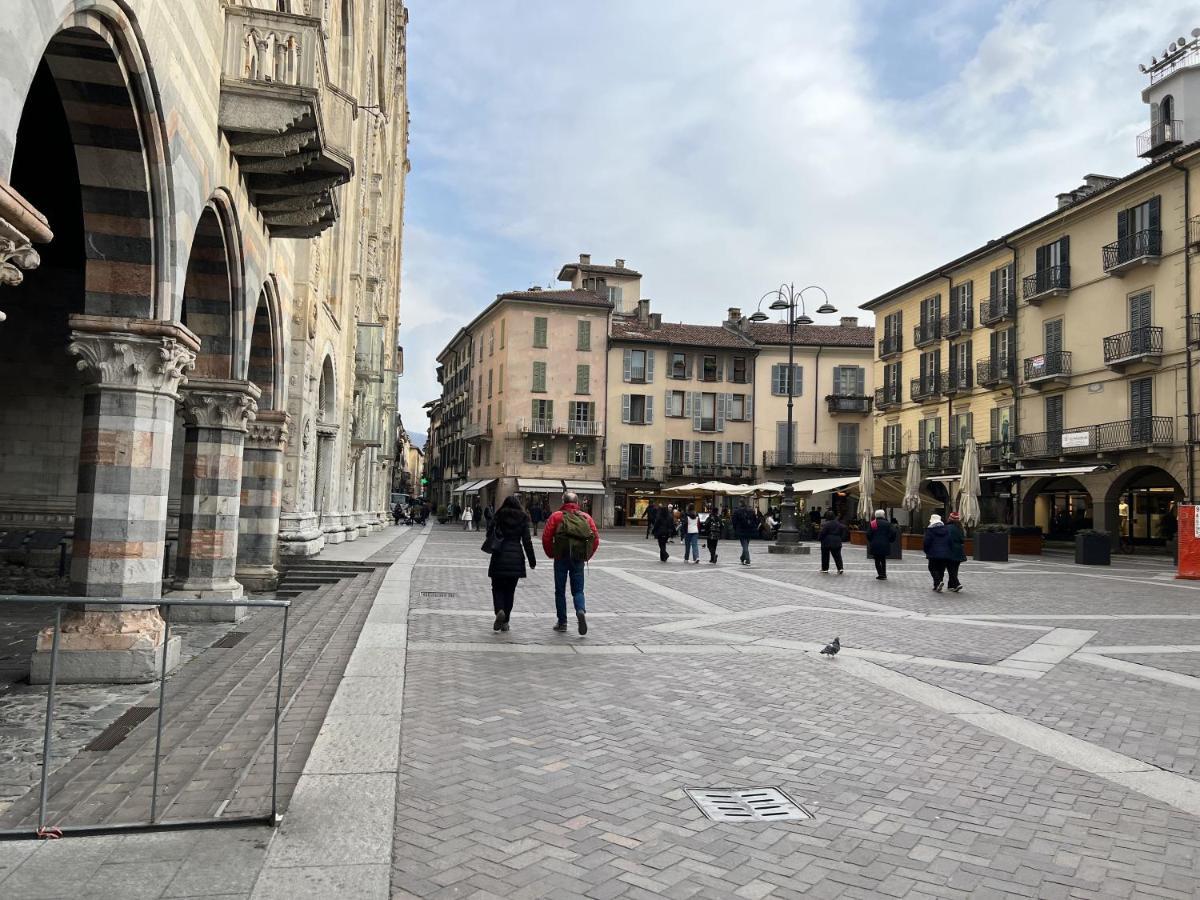 Appartamento Nel Centro Di קומו מראה חיצוני תמונה